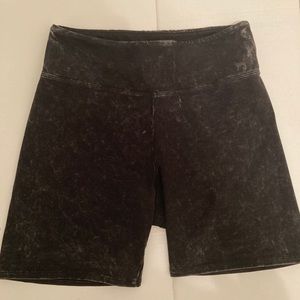 VS PINK  yoga biker shorts